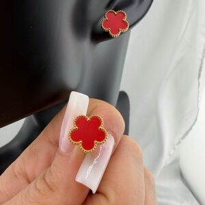 One motif Red Flower Stud Earrings | Classic Elegant Style